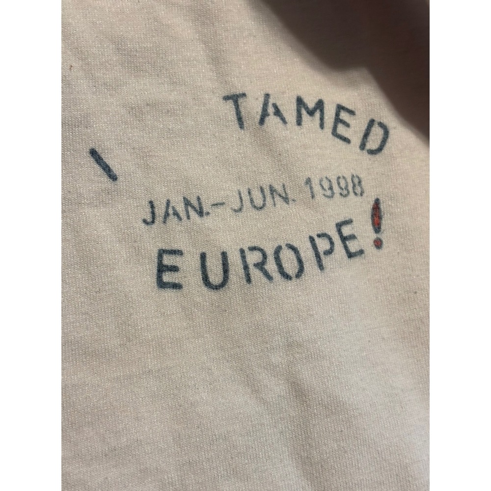 Vintage 1998 I Tamed Europe Map T-Shirt XL Pink Fruit of the Loom  90s Travel - Picture 5 of 7